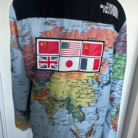 NORTH FACE SUPREME JACKET!! - Picture 3 of 7